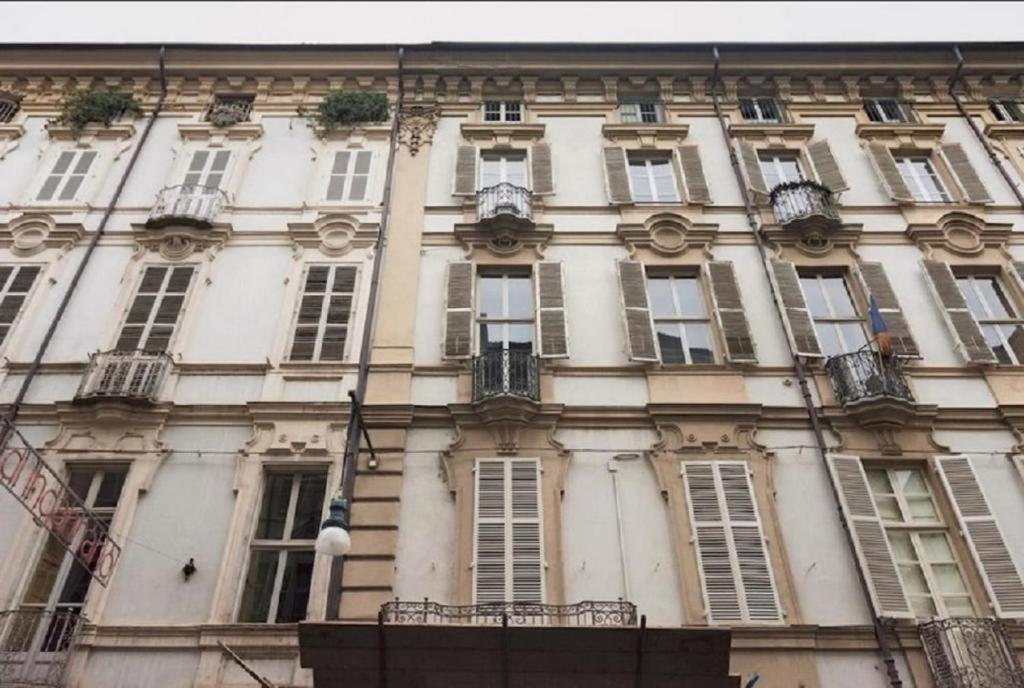 Garibaldi New * Turin
